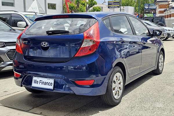 2014 Hyundai Accent Active RB2
