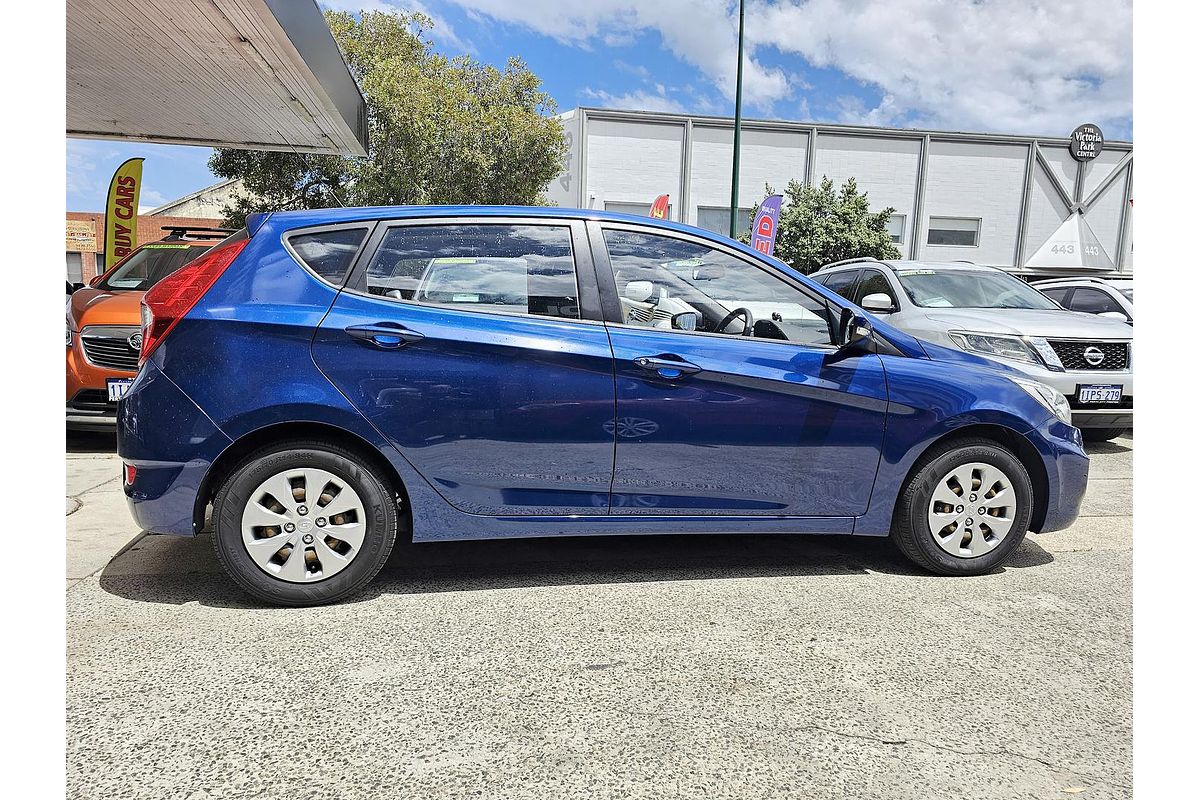 2014 Hyundai Accent Active RB2