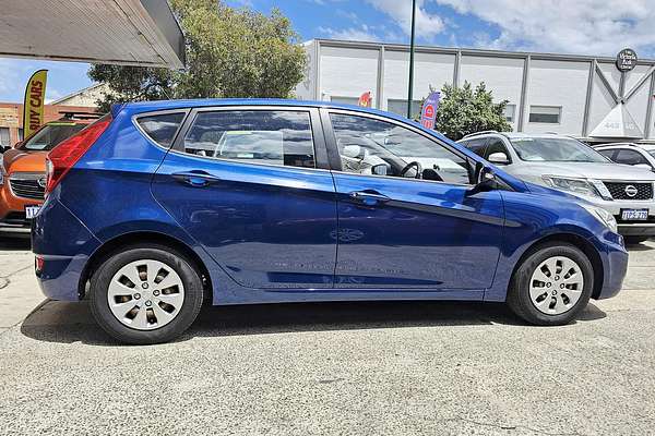 2014 Hyundai Accent Active RB2