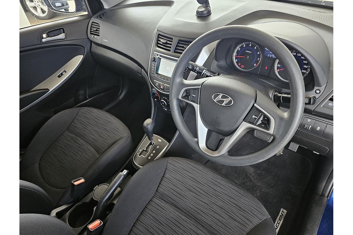 2014 Hyundai Accent Active RB2