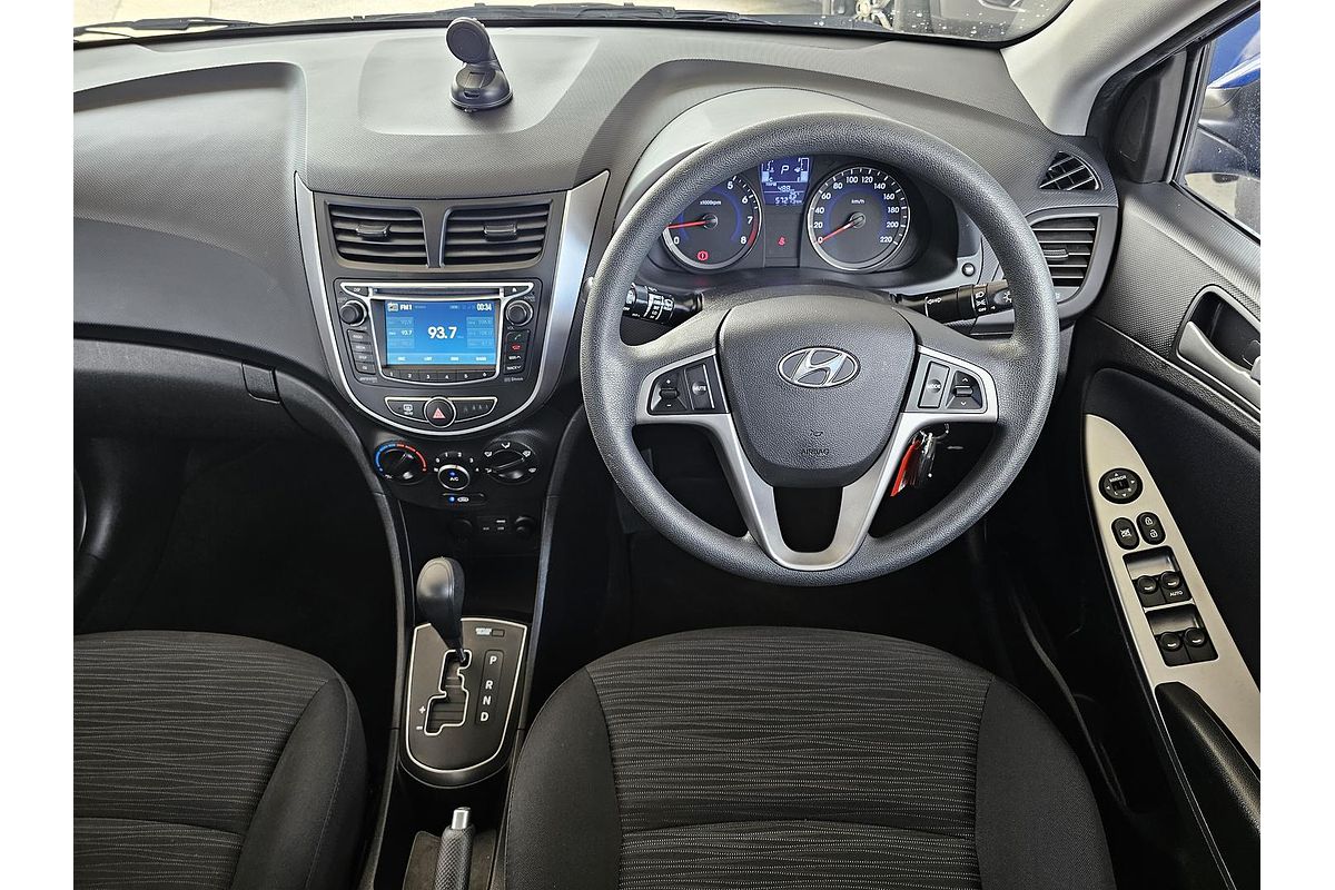 2014 Hyundai Accent Active RB2