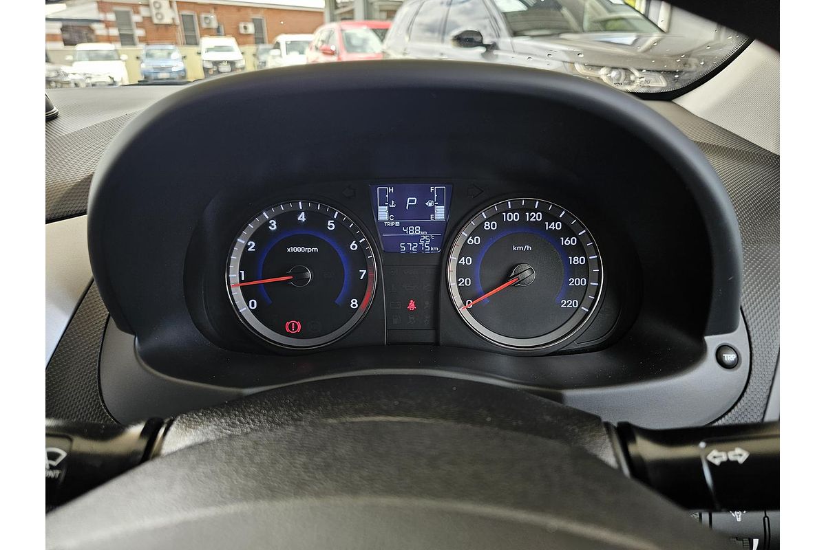 2014 Hyundai Accent Active RB2