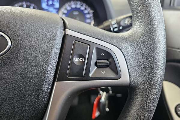 2014 Hyundai Accent Active RB2