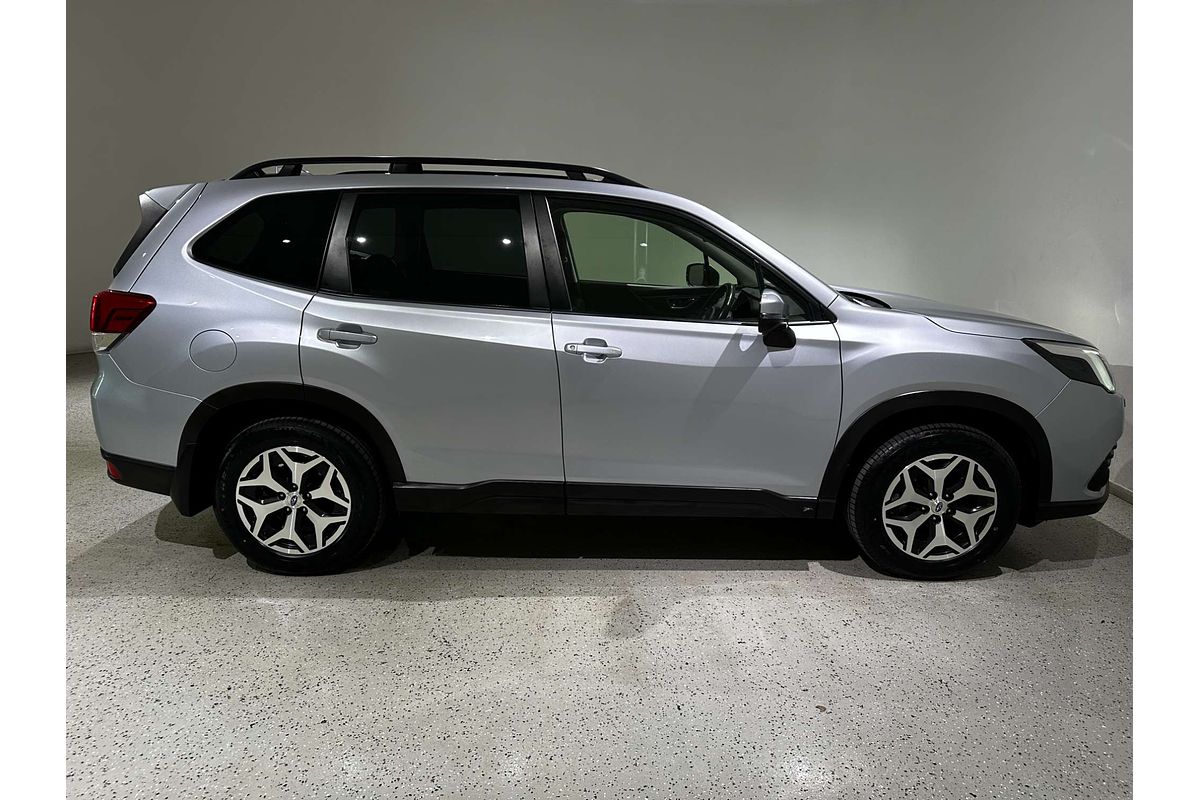2023 Subaru Forester 2.5i S5