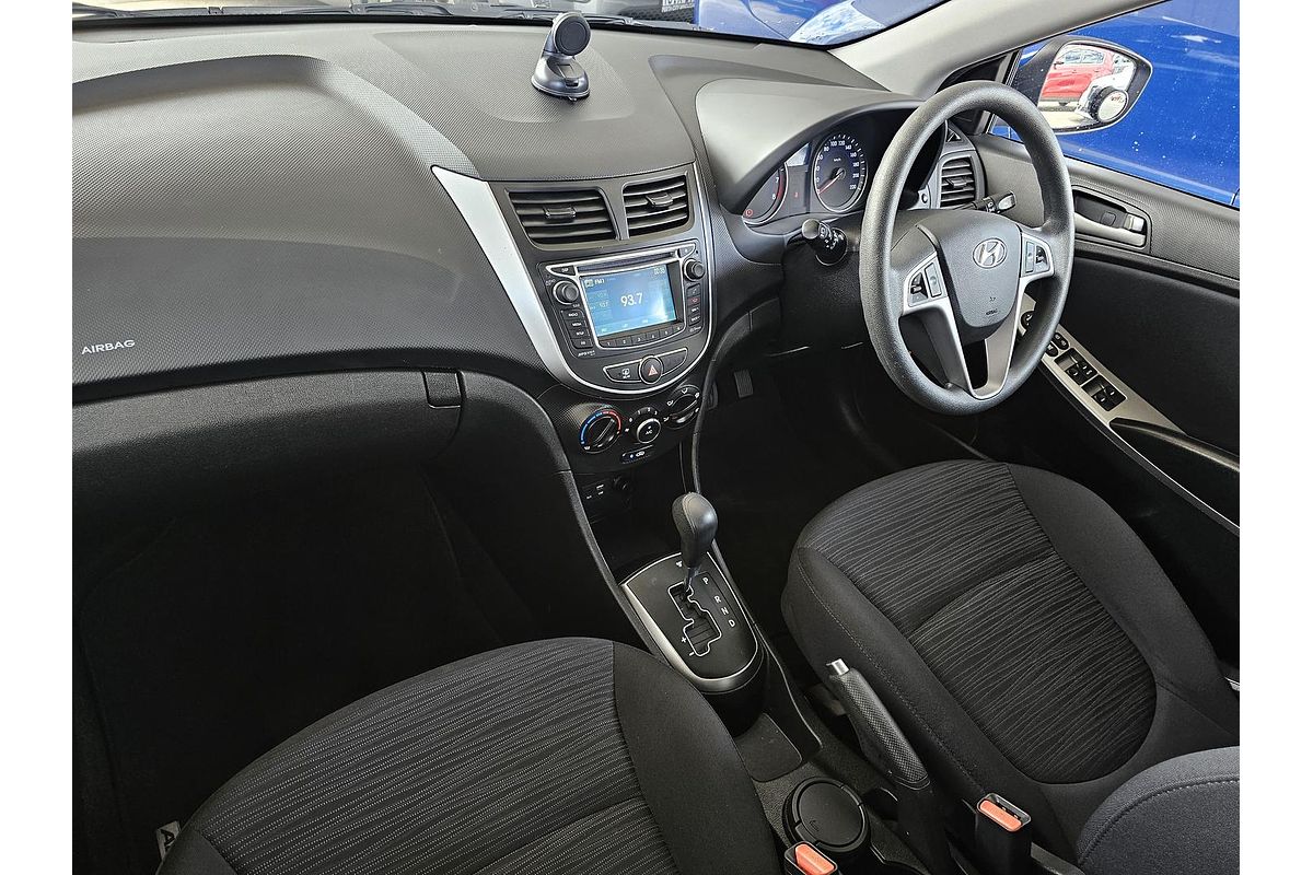 2014 Hyundai Accent Active RB2