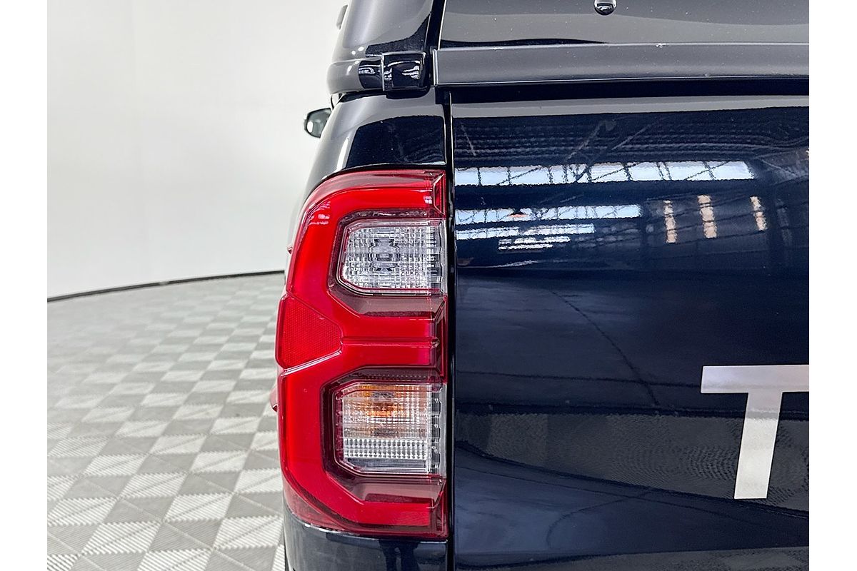 2021 Toyota Hilux SR5 GUN126R 4X4