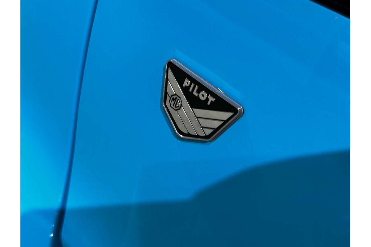 2023 MG HS Essence X SAS23