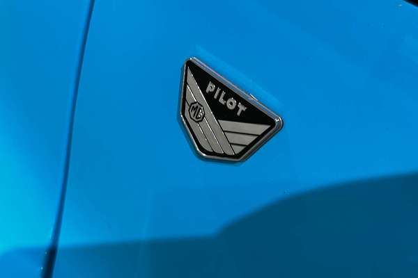 2023 MG HS Essence X SAS23