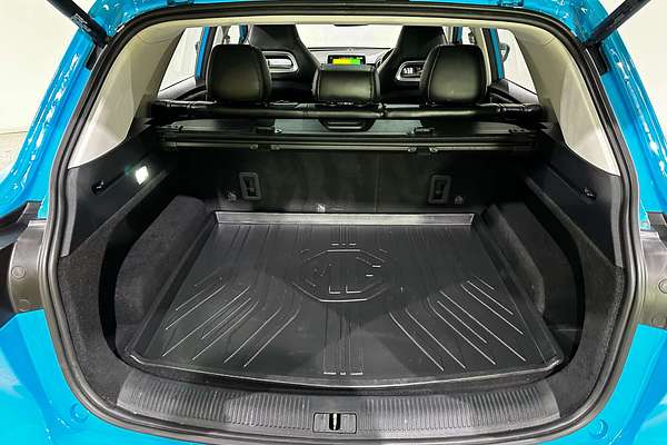 2023 MG HS Essence X SAS23