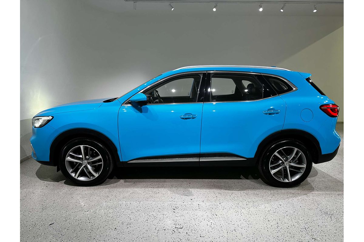 2023 MG HS Essence X SAS23