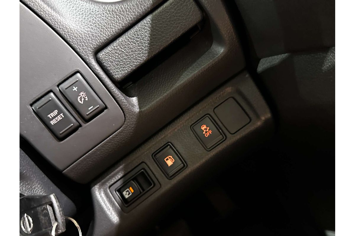 2018 Nissan Navara ST D23 Series 3 4X4