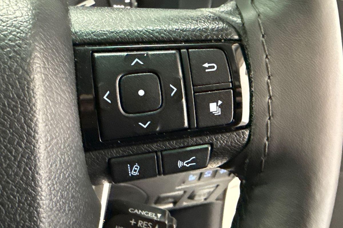 2024 Toyota Hilux SR5 48V GUN126R 4X4