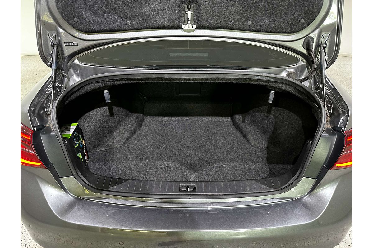 2019 INFINITI Q50 Sport V37