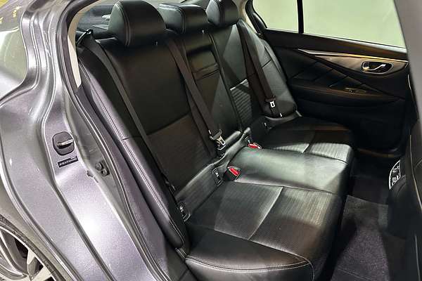 2019 INFINITI Q50 Sport V37