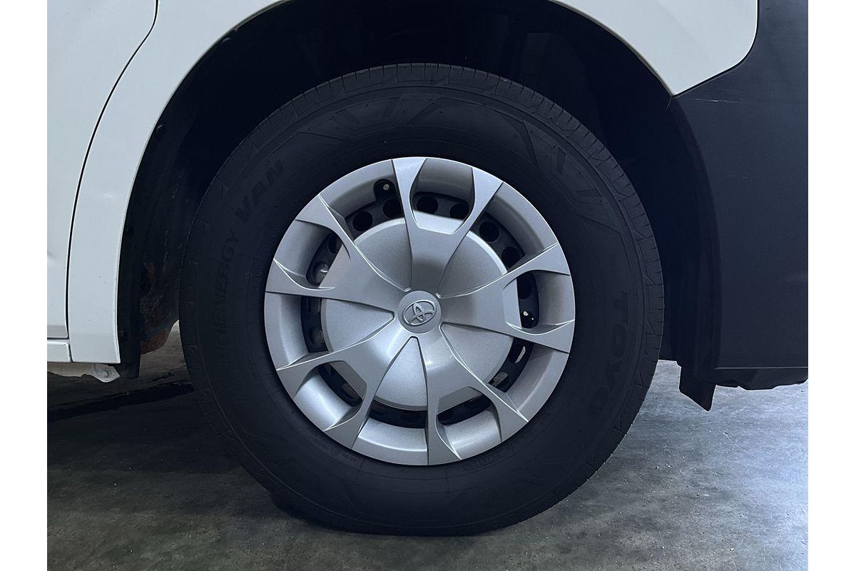 2022 Toyota Hiace Commuter GDH322R ELWB High Roof