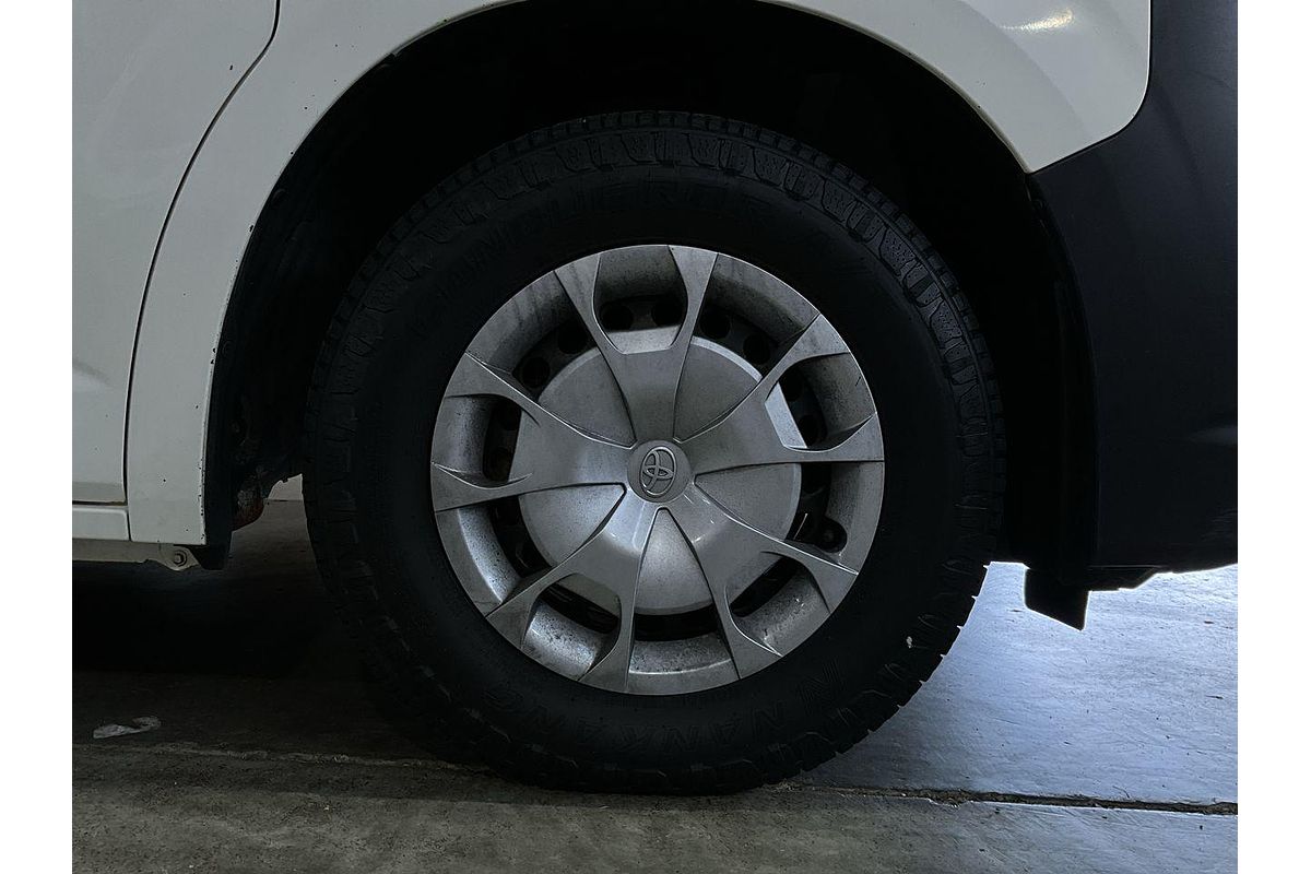 2021 Toyota Hiace Commuter GDH322R ELWB High Roof