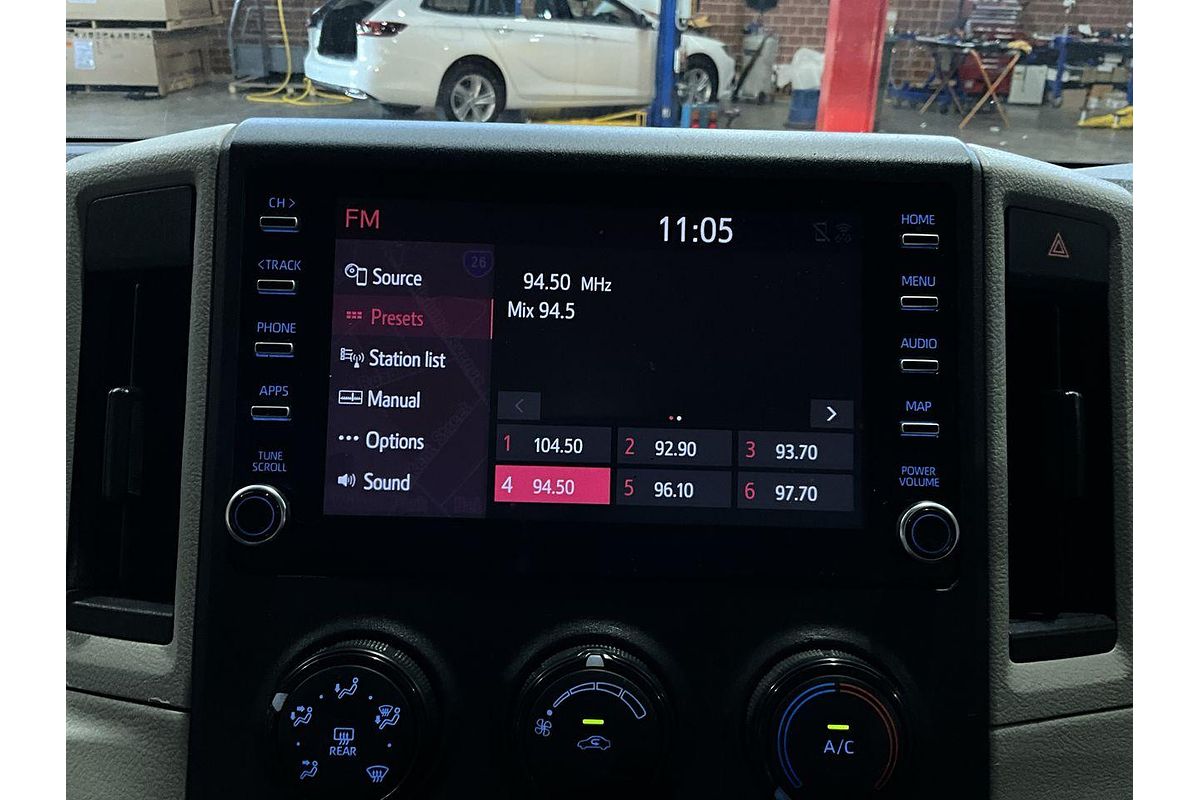 2021 Toyota Hiace Commuter GDH322R ELWB High Roof