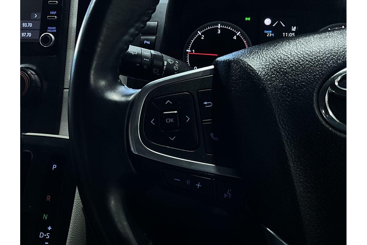 2021 Toyota Hiace Commuter GDH322R ELWB High Roof