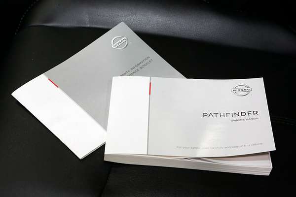 2019 Nissan Pathfinder ST-L R52 Series III