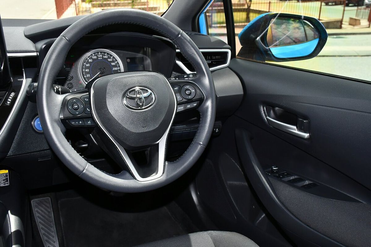 2020 Toyota Corolla SX Hybrid ZWE211R