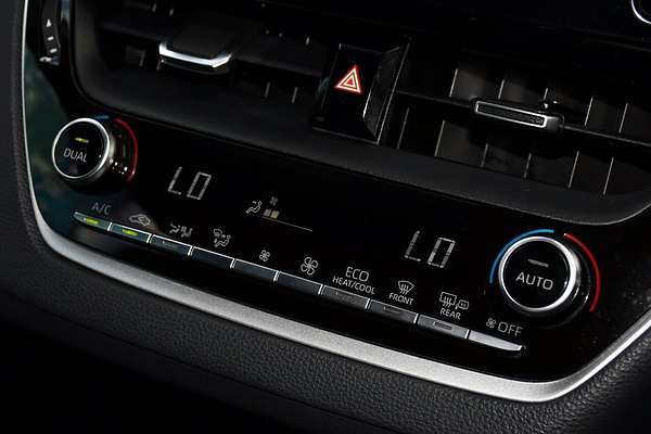 2020 Toyota Corolla SX Hybrid ZWE211R