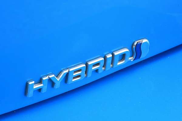 2020 Toyota Corolla SX Hybrid ZWE211R