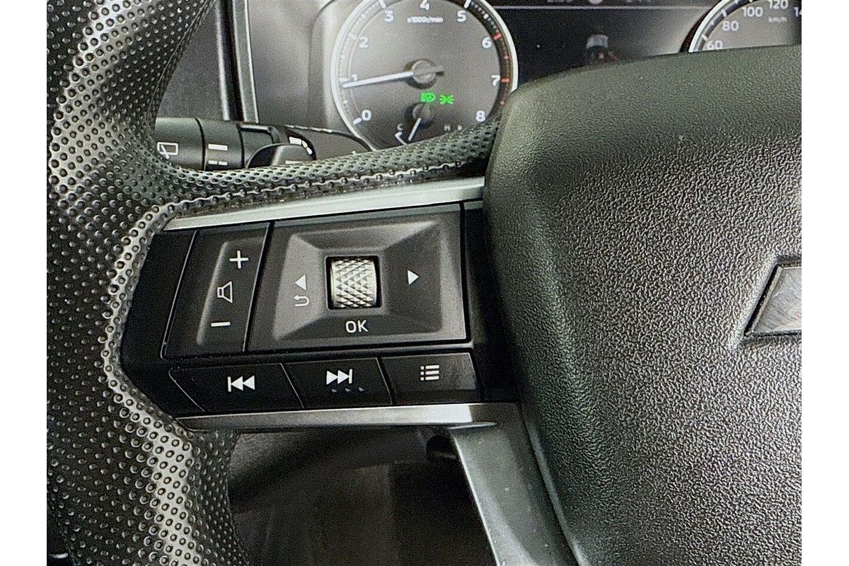 2024 Mitsubishi Outlander ES ZM