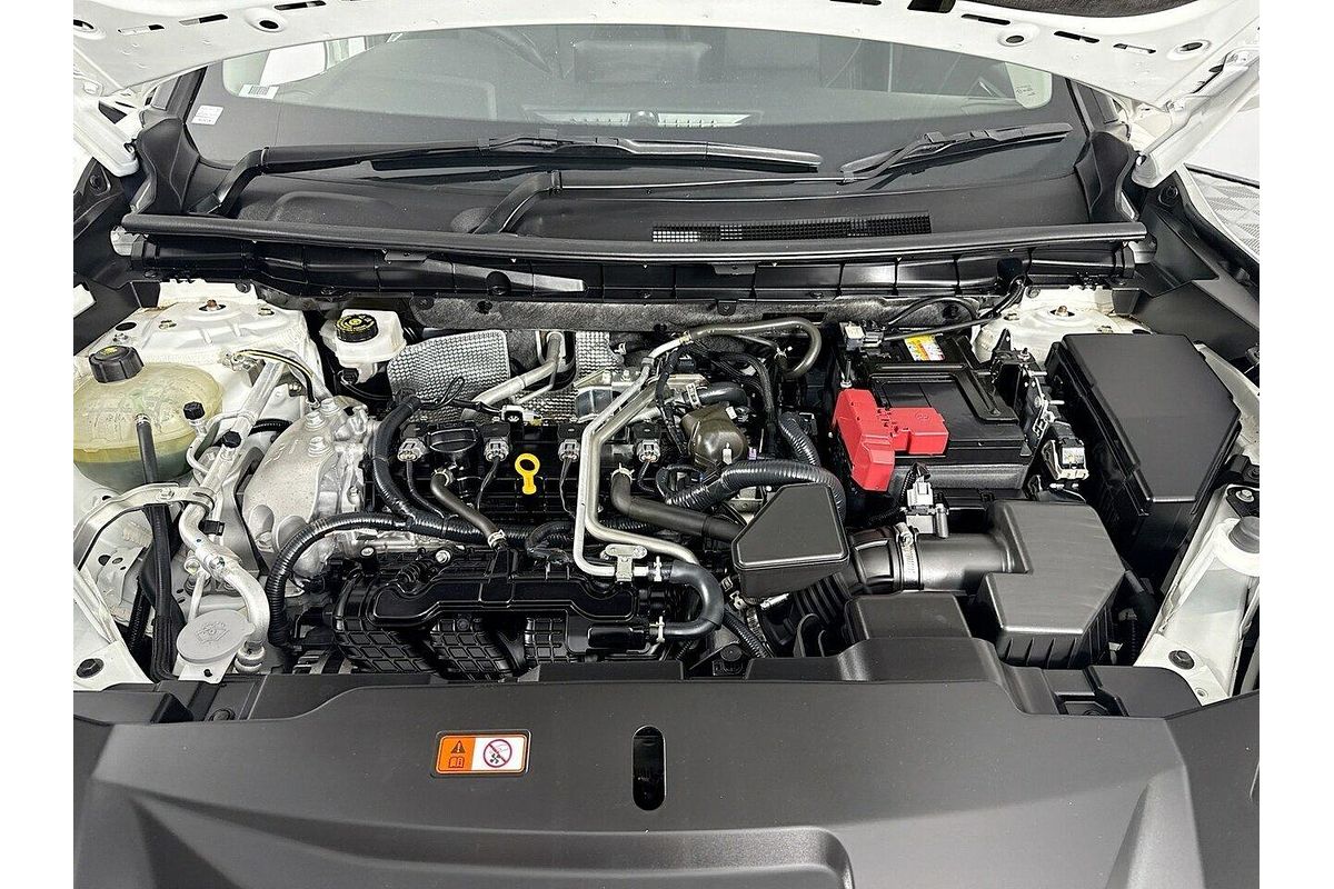 2024 Mitsubishi Outlander ES ZM