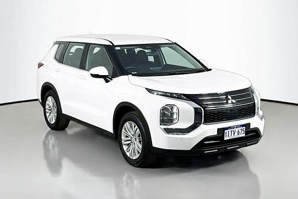 2024 Mitsubishi Outlander ES ZM