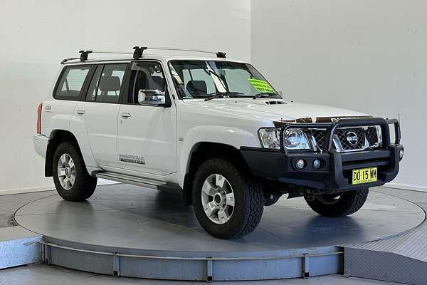 2016 Nissan Patrol ST Y61