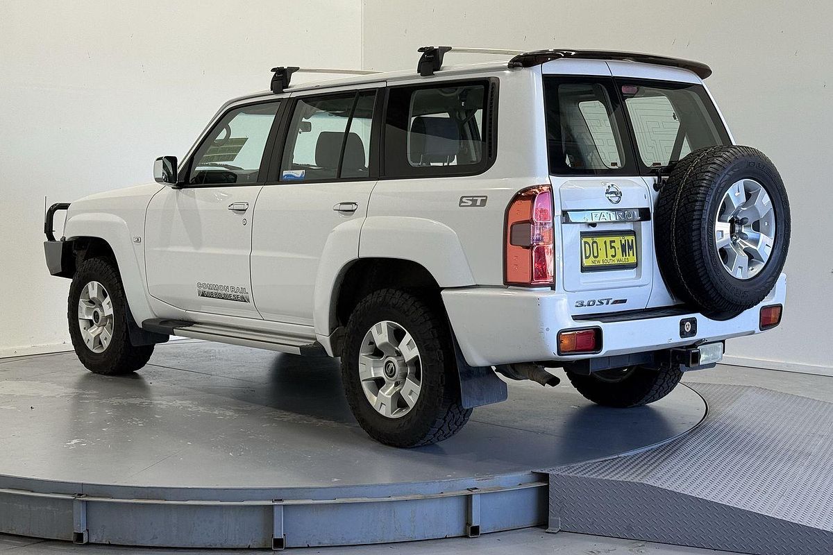 2016 Nissan Patrol ST Y61