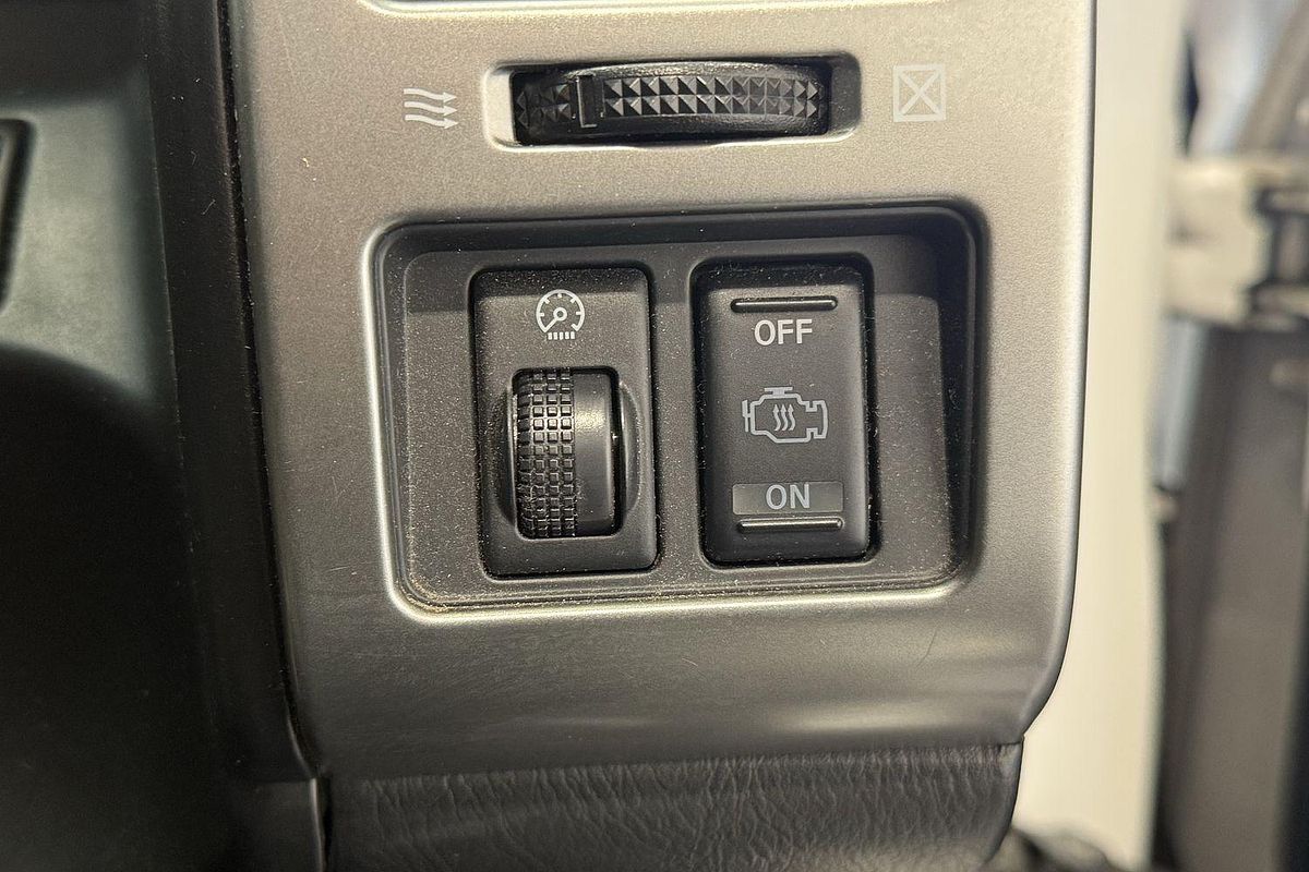 2016 Nissan Patrol ST Y61