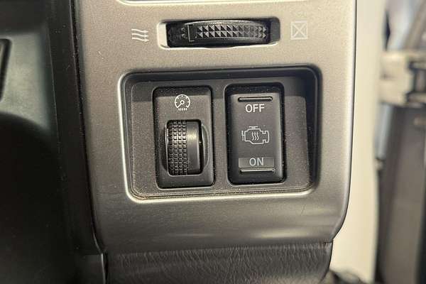 2016 Nissan Patrol ST Y61