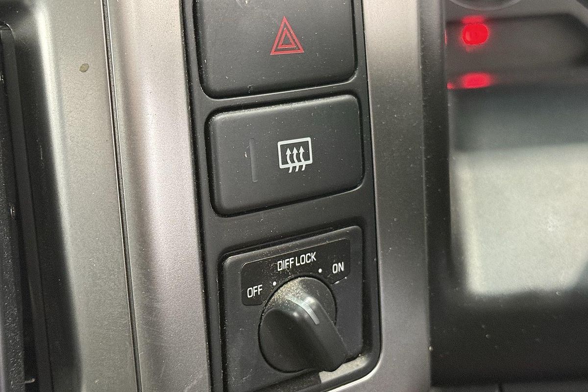 2016 Nissan Patrol ST Y61