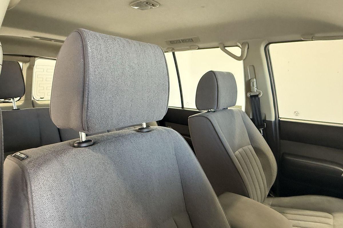 2016 Nissan Patrol ST Y61