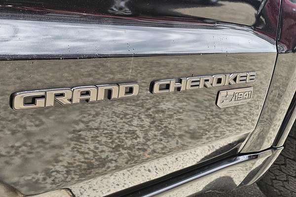 2016 Jeep Grand Cherokee 75th Anniversary WK