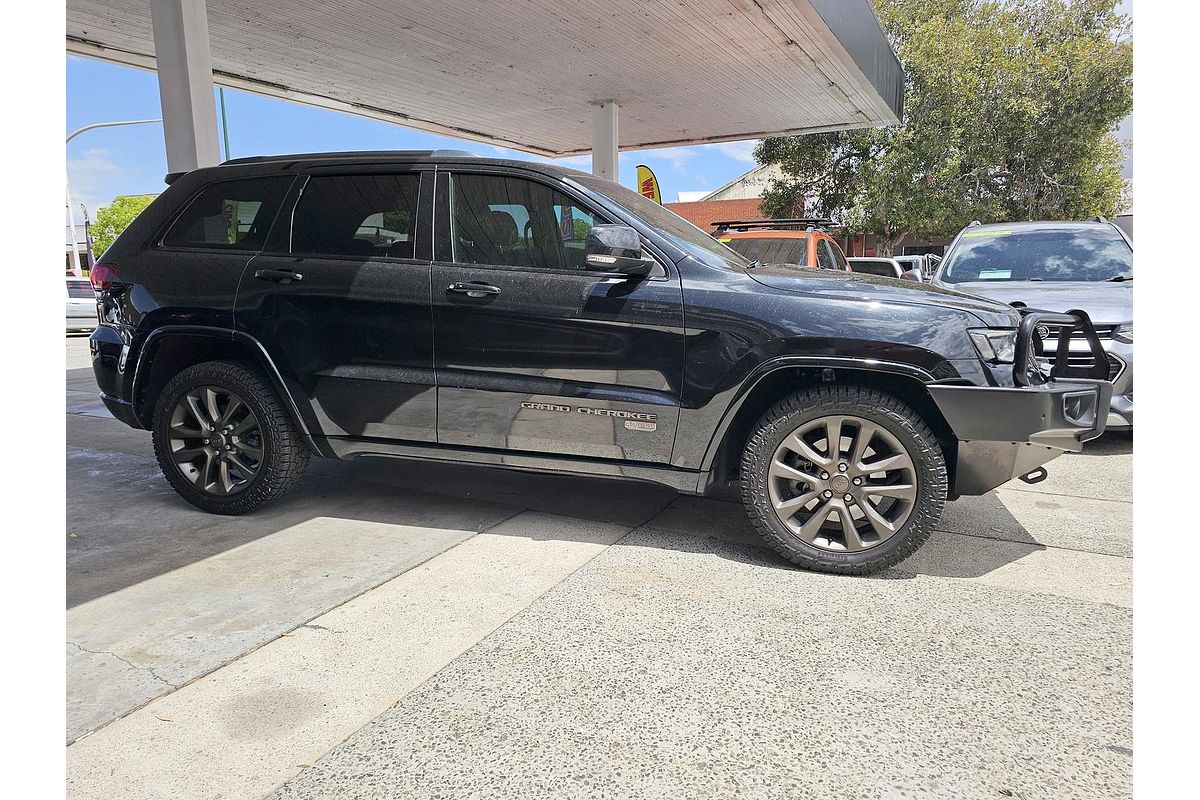 2016 Jeep Grand Cherokee 75th Anniversary WK