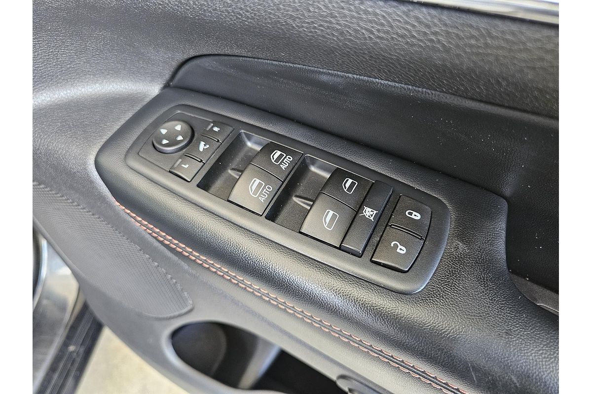 2016 Jeep Grand Cherokee 75th Anniversary WK