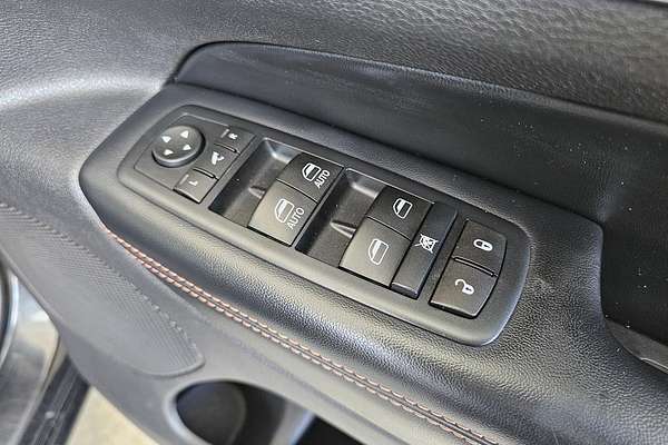 2016 Jeep Grand Cherokee 75th Anniversary WK