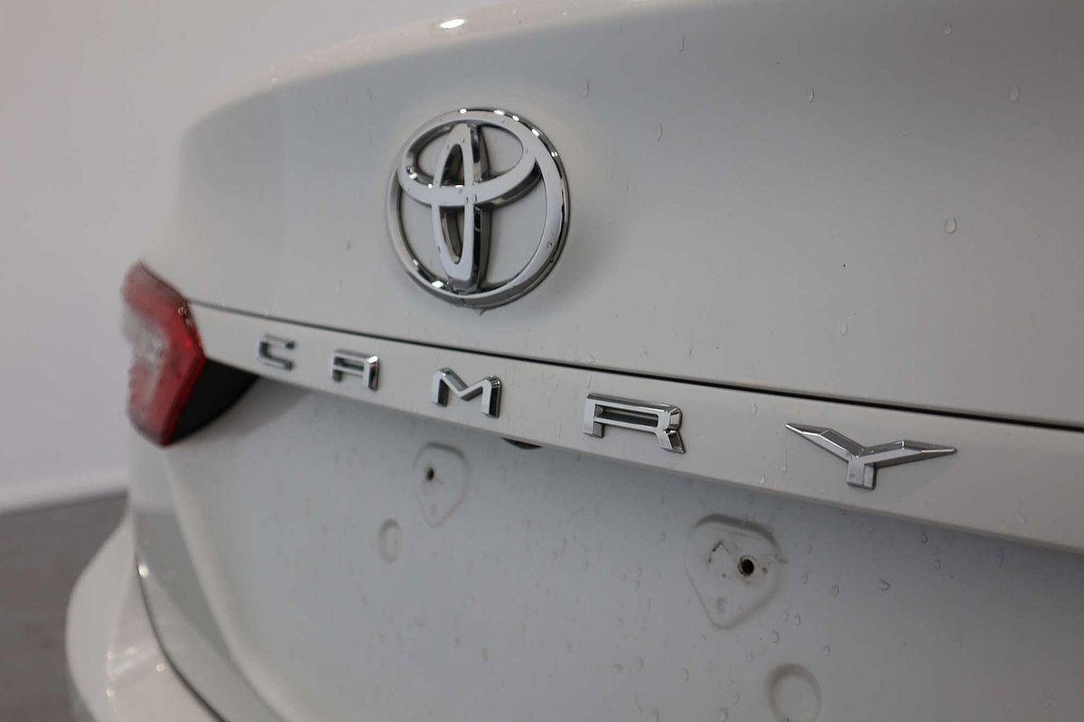 2018 Toyota Camry Ascent ASV70R