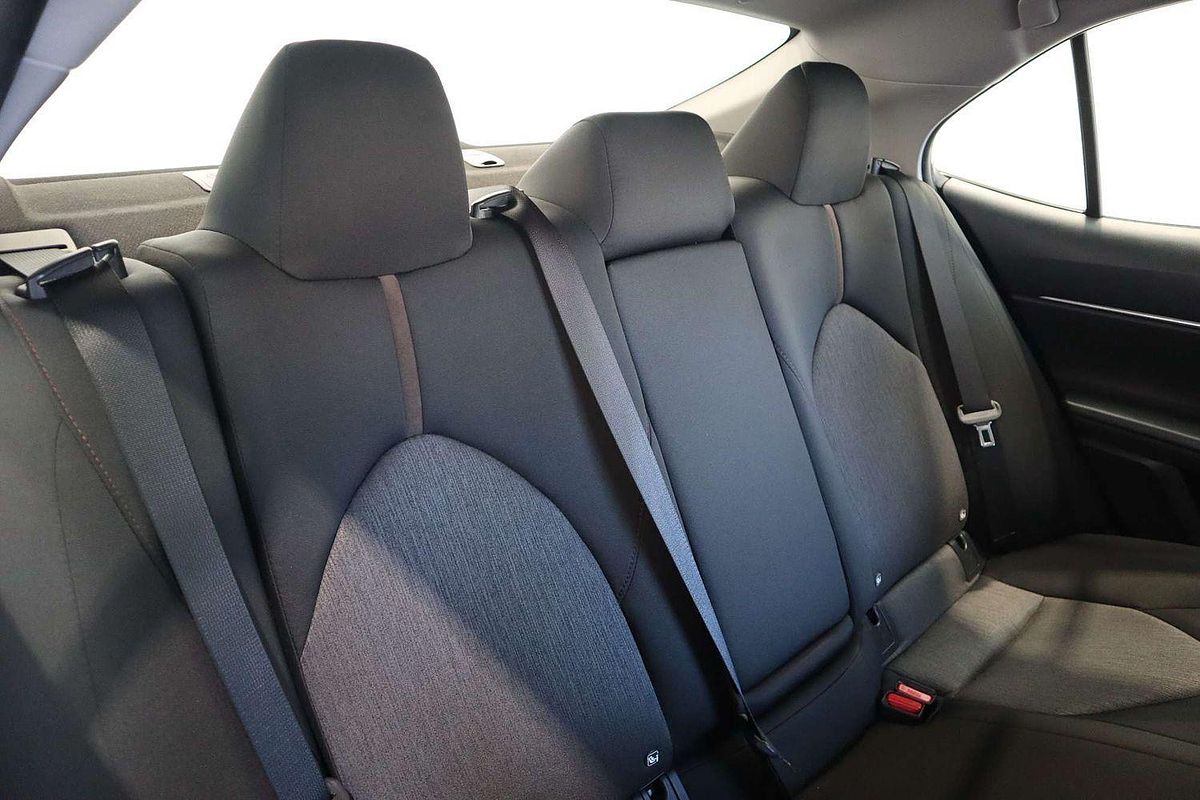 2018 Toyota Camry Ascent ASV70R