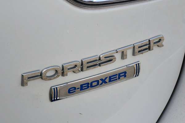 2020 Subaru Forester Hybrid S S5