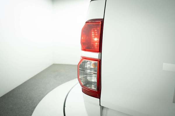 2013 Toyota Hilux SR5 KUN26R 4X4