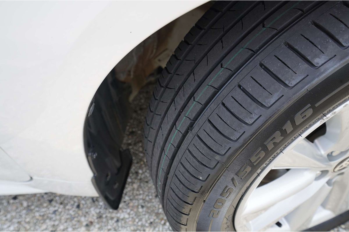 2022 Toyota Corolla Ascent Sport Hybrid ZWE219R