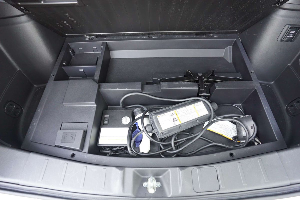 2020 Mitsubishi Outlander PHEV ES ADAS ZL