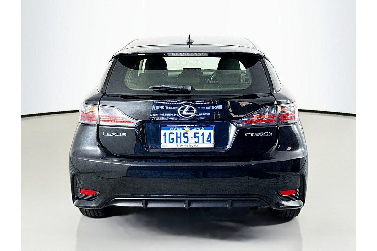 2017 Lexus CT CT200h Luxury ZWA10R