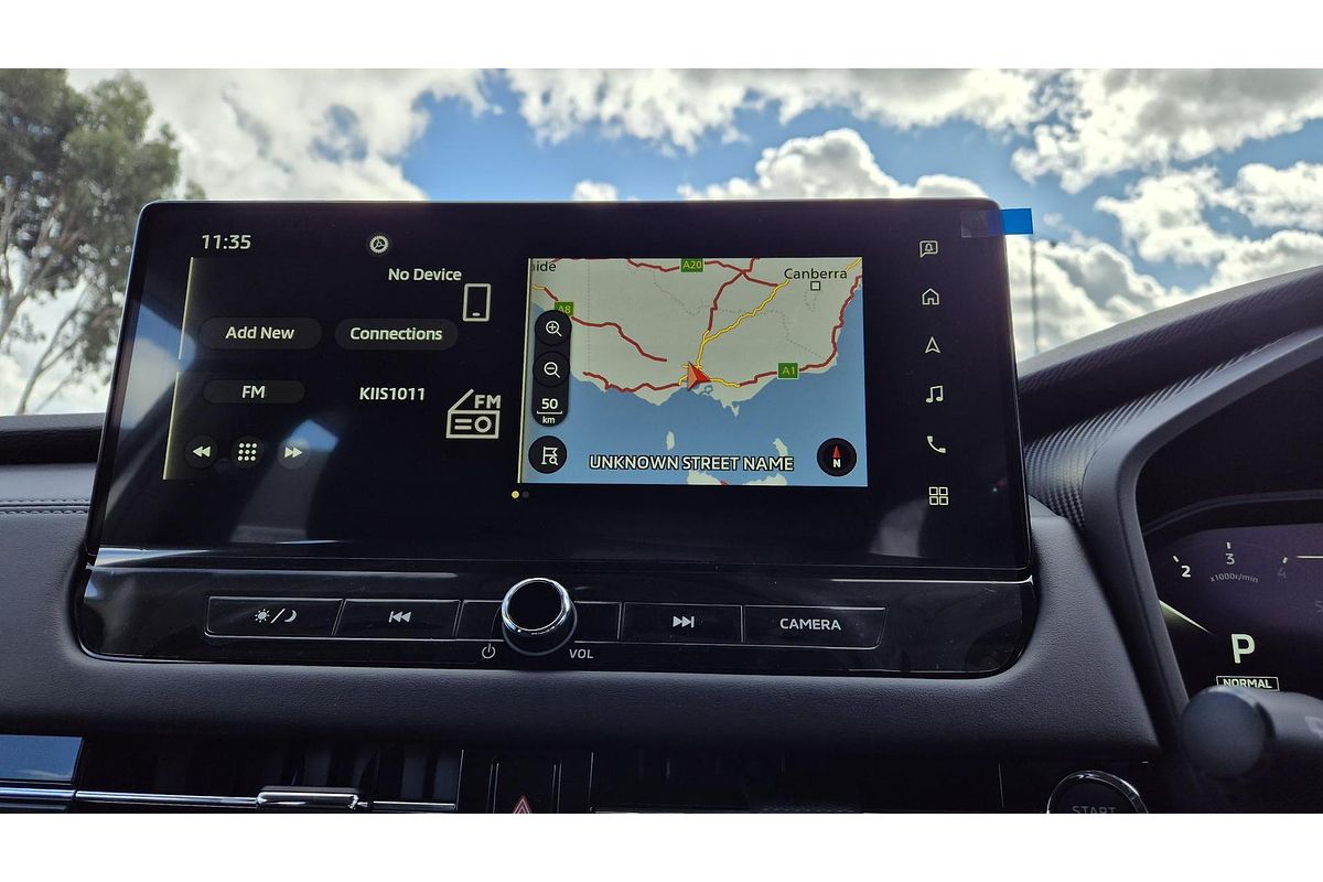 2025 Mitsubishi Outlander ES ZM