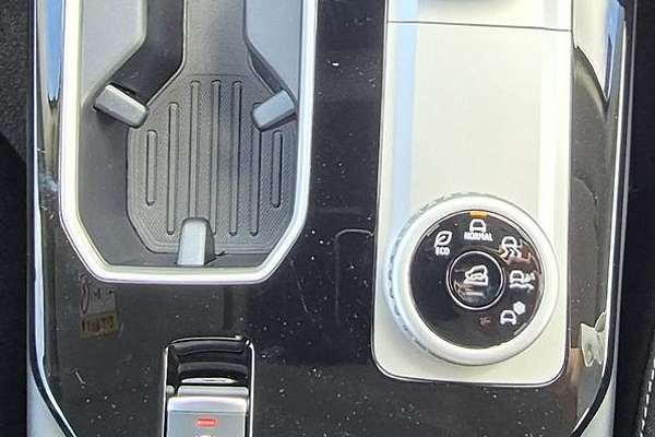 2025 Mitsubishi Outlander ES ZM