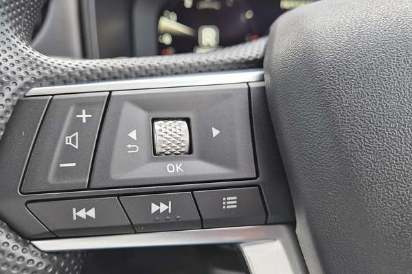 2025 Mitsubishi Outlander ES ZM