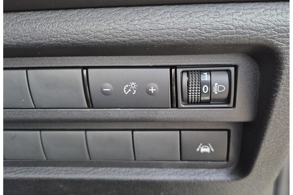 2025 Mitsubishi Outlander ES ZM